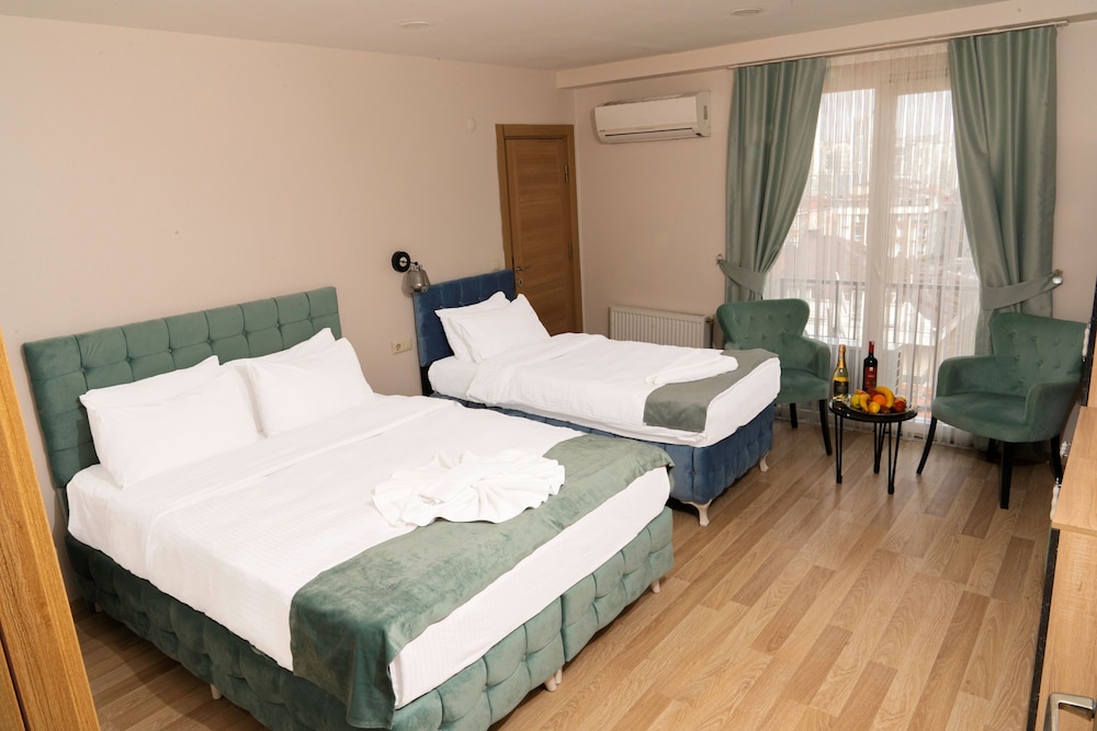 Family Triple Room photo 1