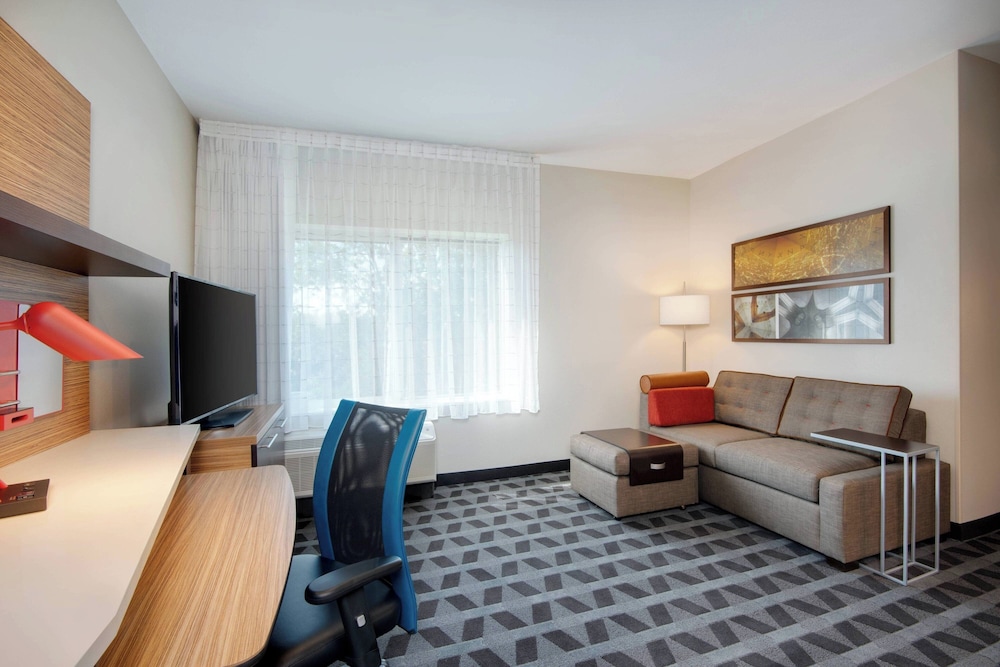 Suite, 1 Bedroom - Photo 1