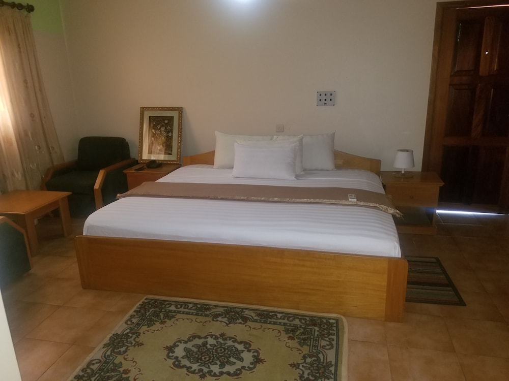 Business Double Room, 1 Queen Bed, Pool View photo 1