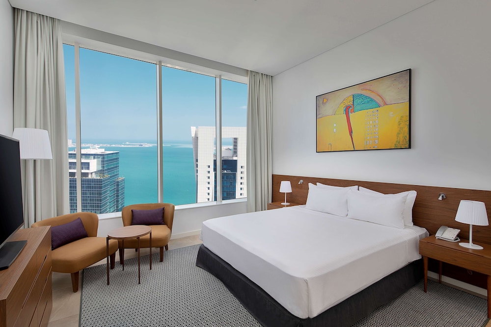 Standard Room, 1 King Bed, Sea View - Photo 4