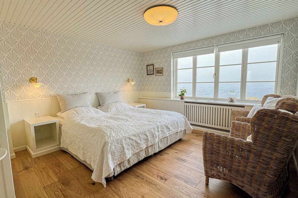 Double Room, Ocean View - Photo 1