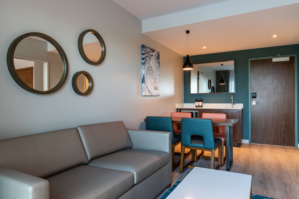 Suite, 1 Bedroom (sunrise View)