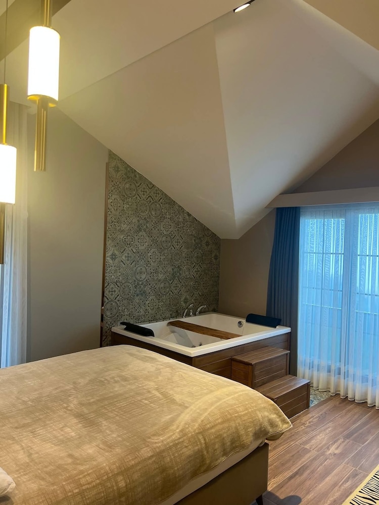 Grand Villa, 4 Bedrooms photo 2