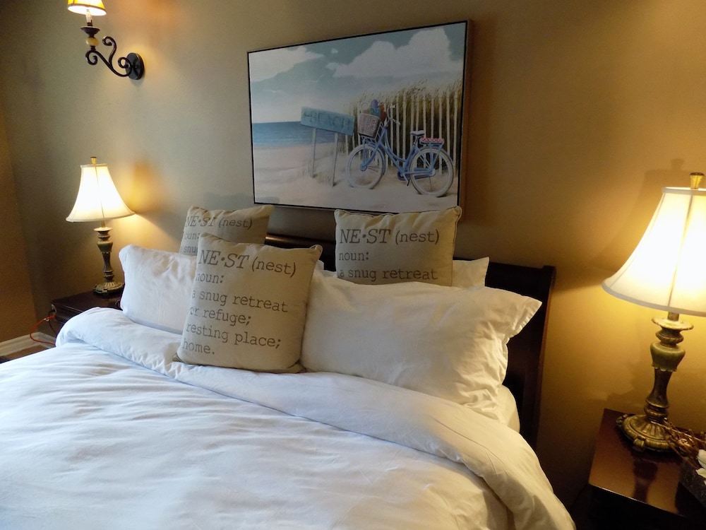 Economy Room, 1 Queen Bed photo 1