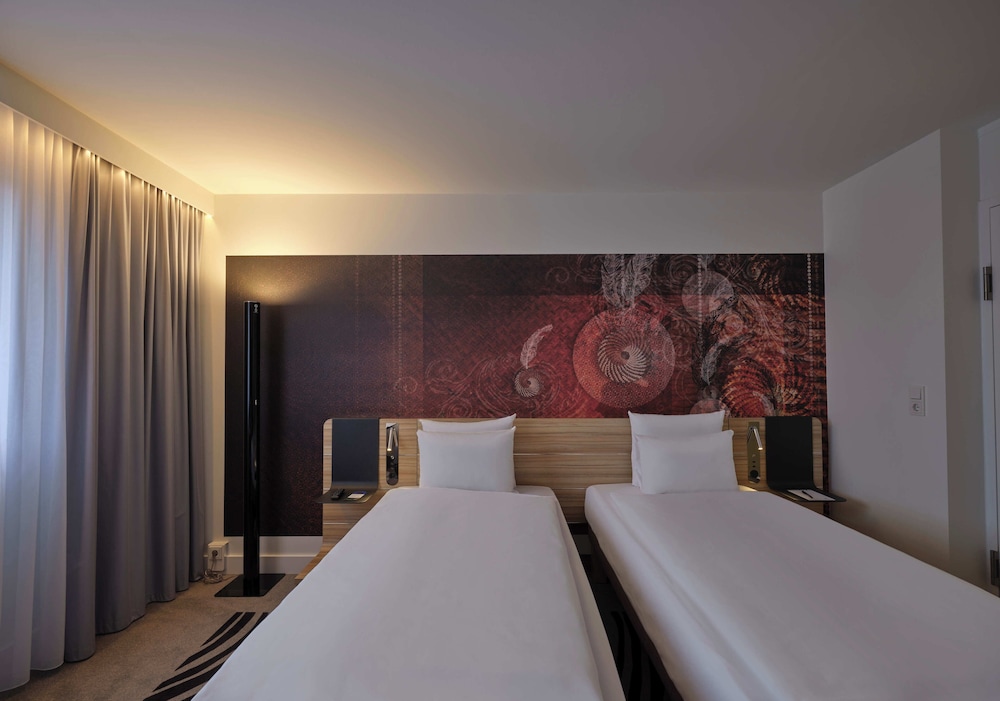 Standard Twin Room, 2 Twin Beds - Photo 5