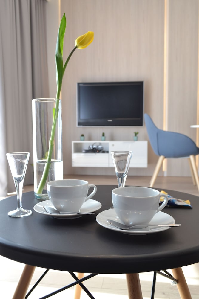 Deluxe Studio Suite, 1 Bedroom, Non Smoking, Kitchenette (Woda), photo 6