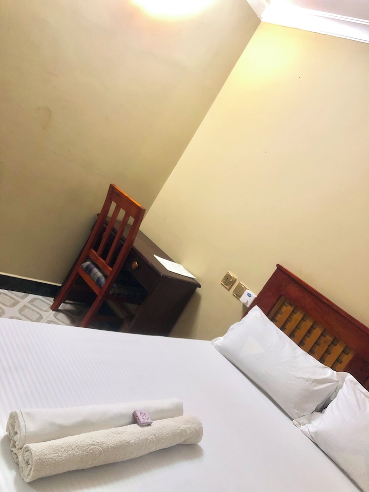 Standard Double or Twin Room photo 1
