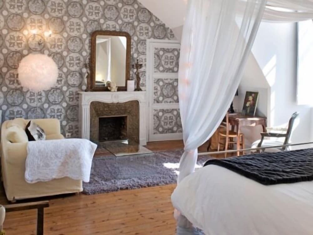 Deluxe Double Room, Ensuite, Garden View (L'Air Du Temps) photo 1