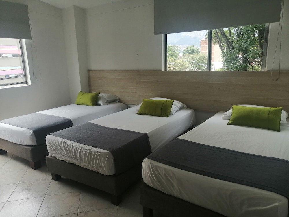 Standard Triple Room - Photo 1