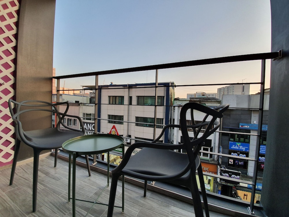 Terrace Room - Photo 1