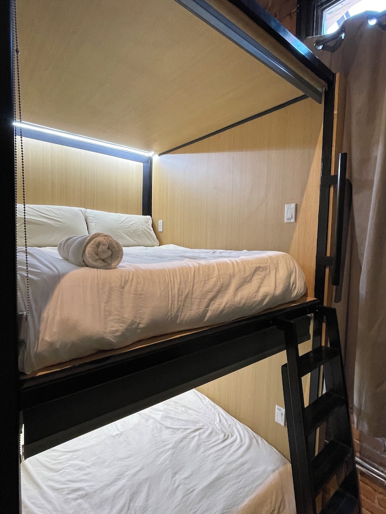 Deluxe Suite photo 3