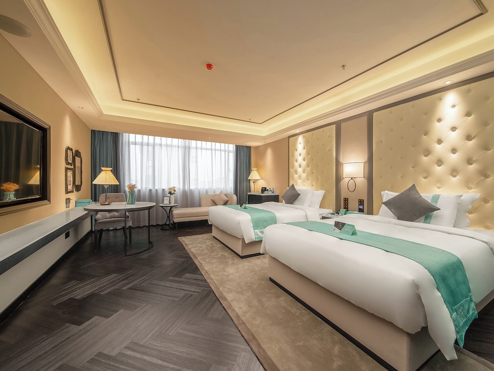 Business Twin Room, City View