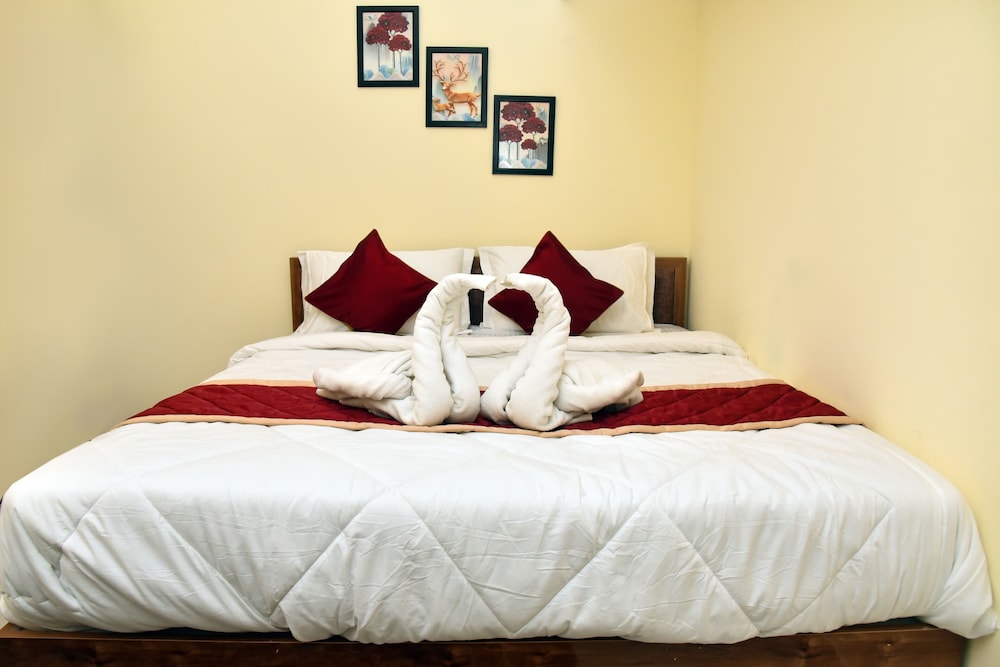Deluxe Room, City View