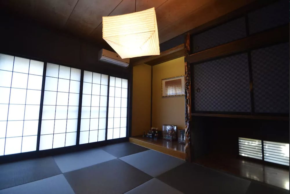 Private Vacation Home - Photo 23