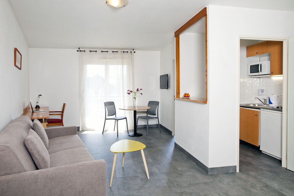 Premium Apartment