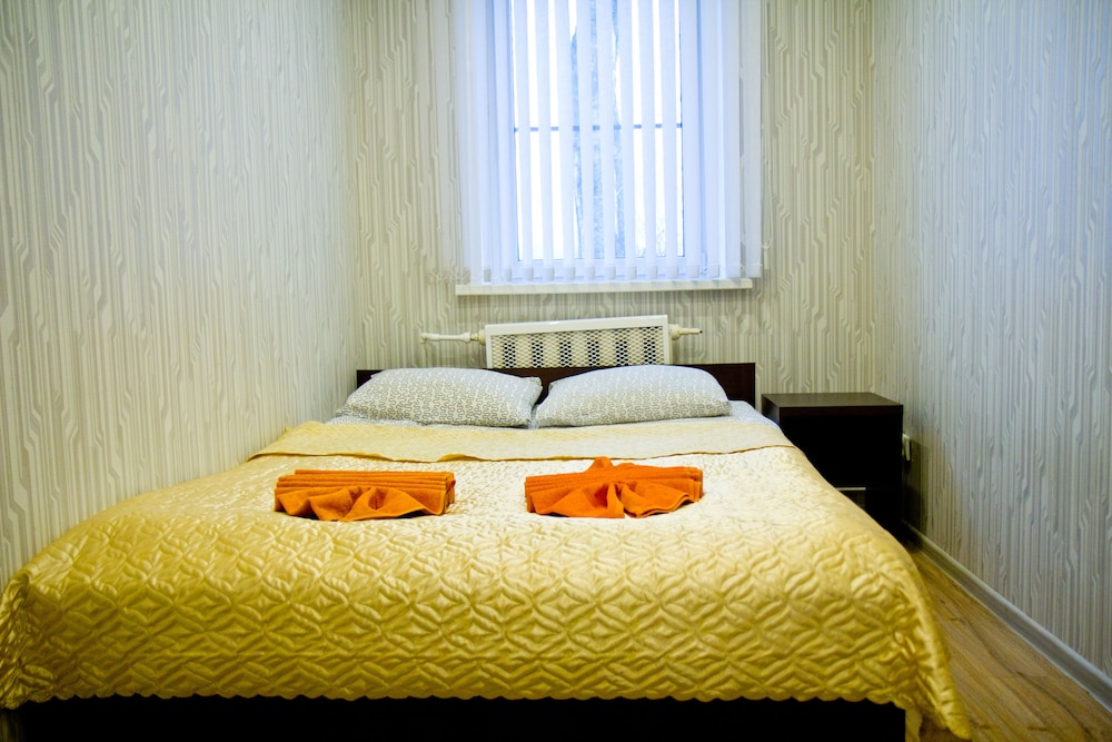 Economy Double Room, Shared Bathroom photo 2