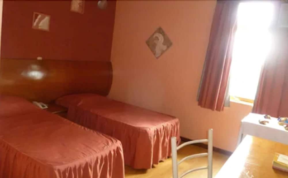Twin Room photo 1