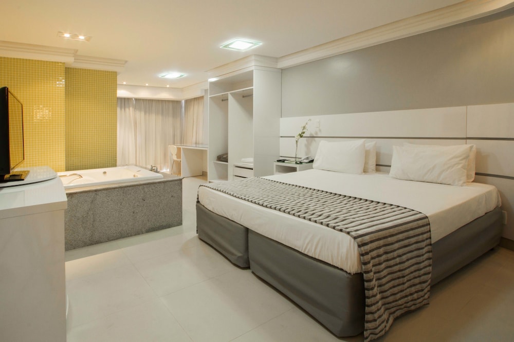 Senior Single Room, Bathtub photo 1