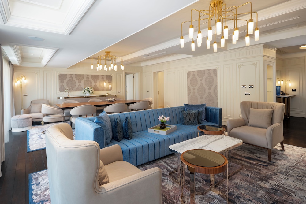 Presidential Suite (Deluxe) photo 3