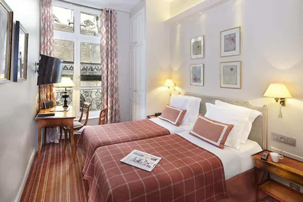 Standard Room photo 2