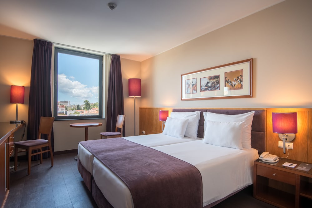 Superior Twin Room - Photo 6