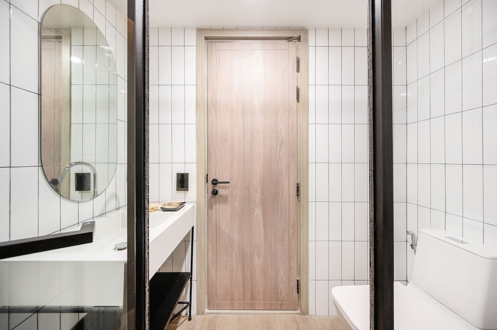 Quadruple Room - Photo 8