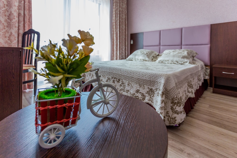 Family Room, Multiple Beds