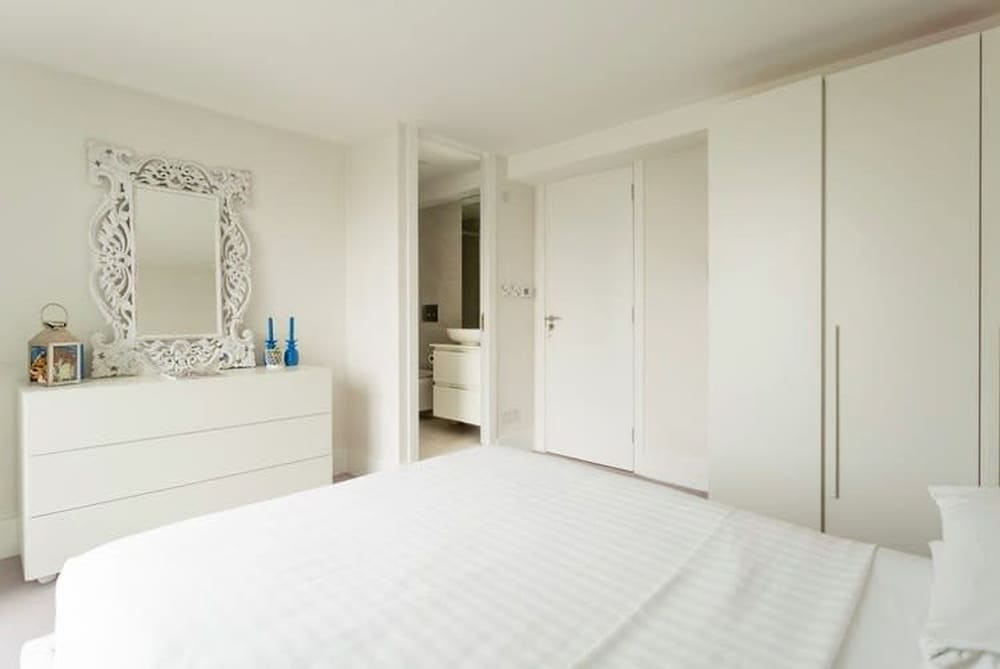The English Rose Luxury 3 bed With Private Terrace - by Out of Office Lifestyle, Photo 34
