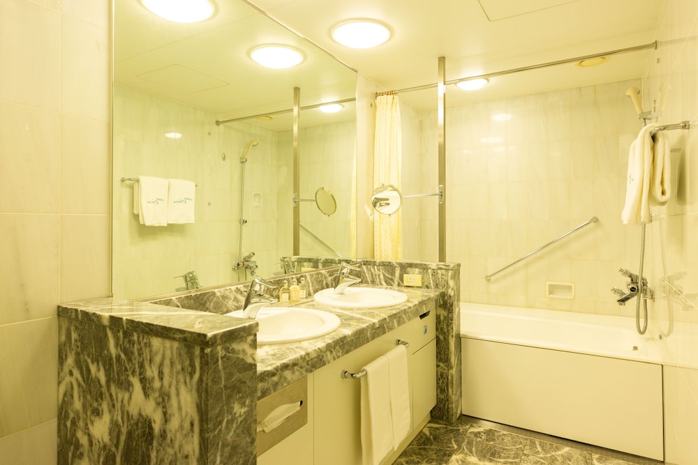 Twin Suite, Non-Smoking - Photo 3