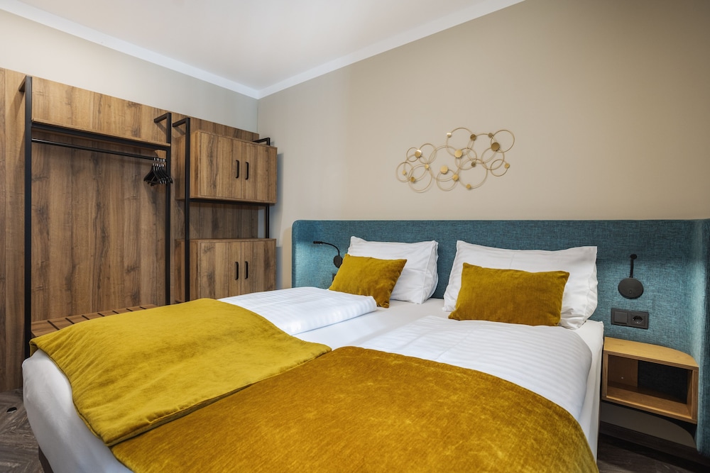 Business Plus Apartment (including final cleaning fee 52,00 EUR)