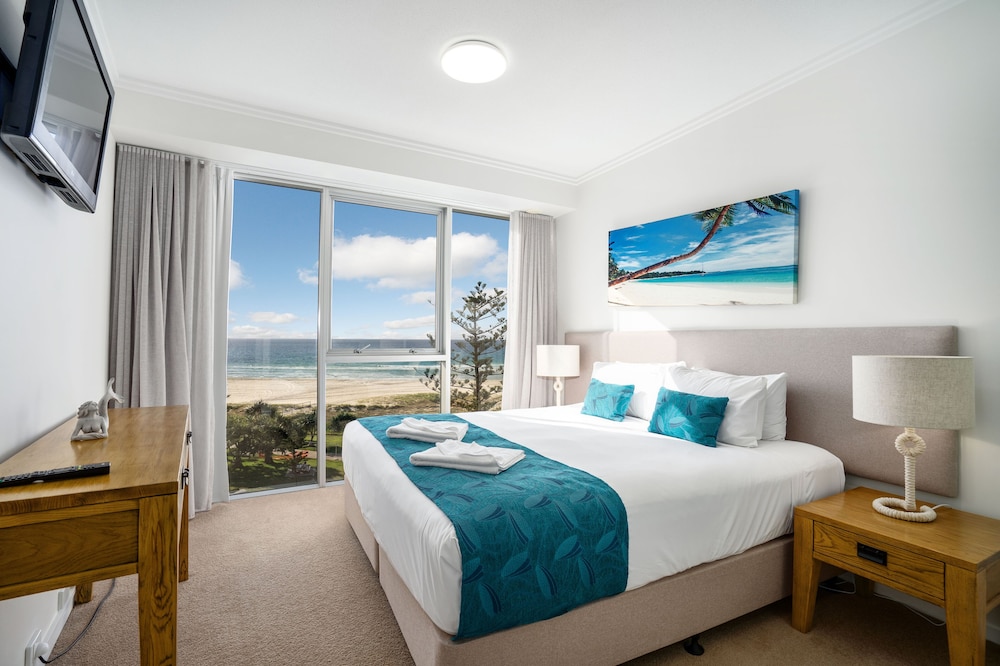 Apartment, 2 Bedrooms, Beach View - Photo 3
