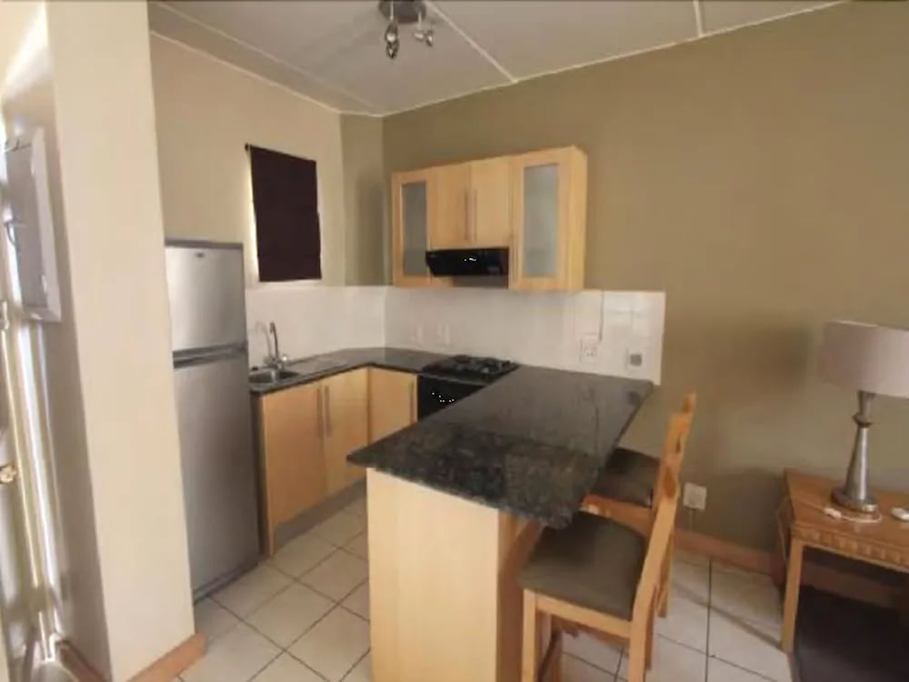 Standard Room, 1 Bedroom, Non Smoking, City View photo 3