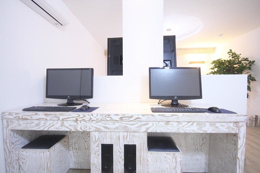 Room (VIP) - Photo 10