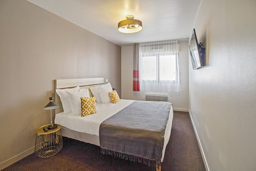 Superior Apartment, 1 Bedroom, Kitchenette - Photo 1