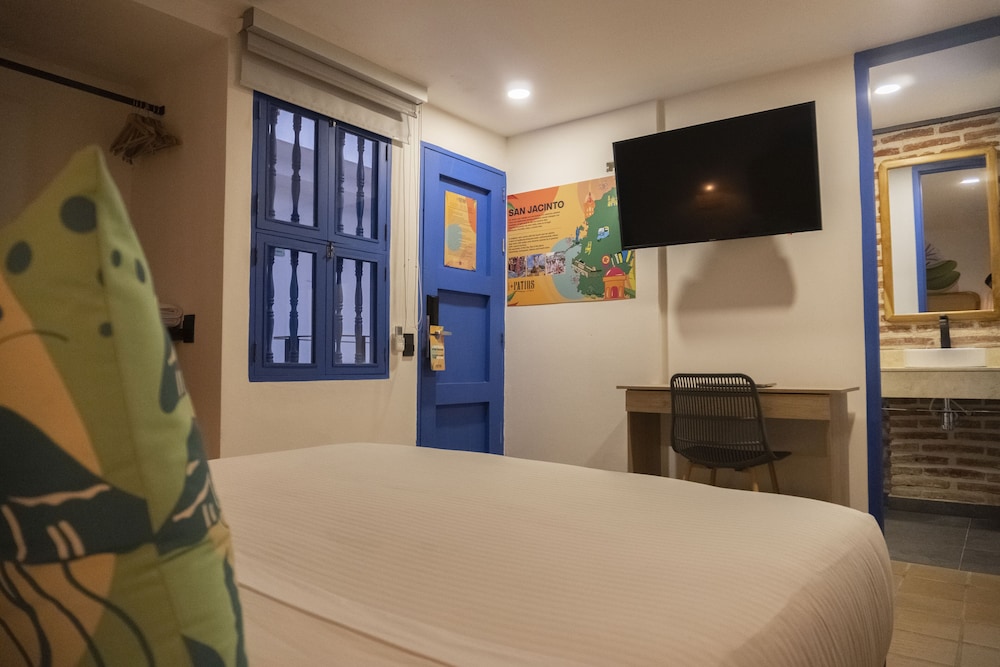 Deluxe Double Room photo 3