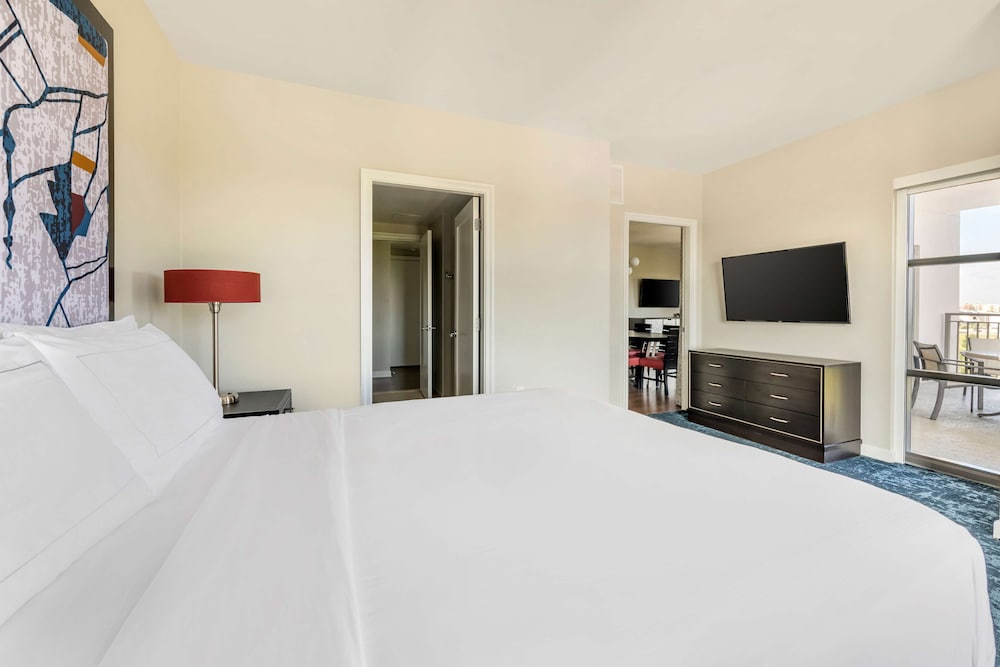 Suite, 1 Bedroom, Kitchen