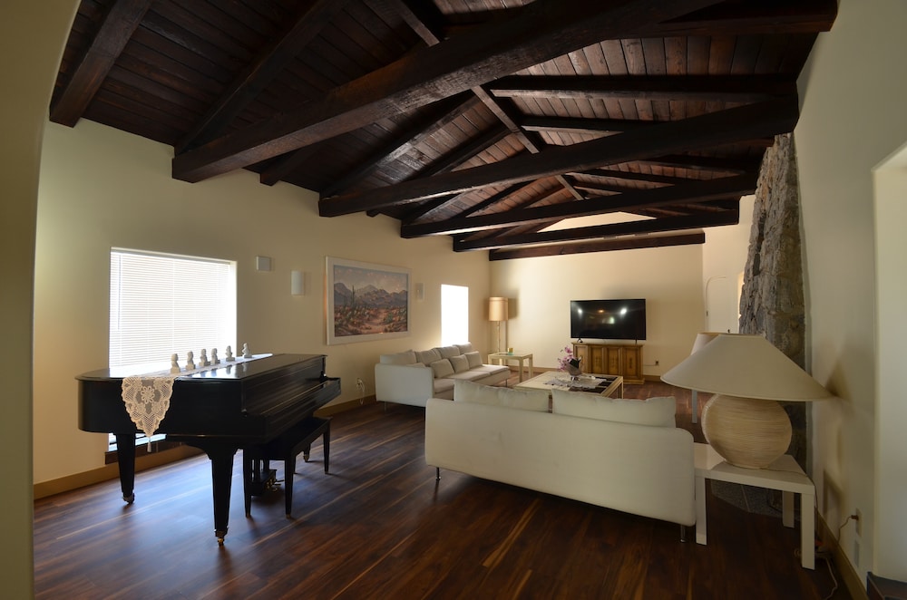 Exclusive Villa, Multiple Beds (Pickford Palms Ranch A-1, 6  mi from) - Photo 6