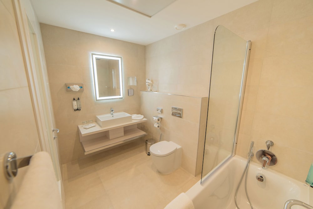 Deluxe Double or Twin Room, Garden View - Photo 8