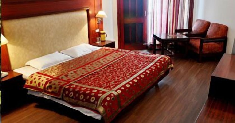 Deluxe Double Room, 1 Bedroom, Non Smoking, Mountain View photo 2