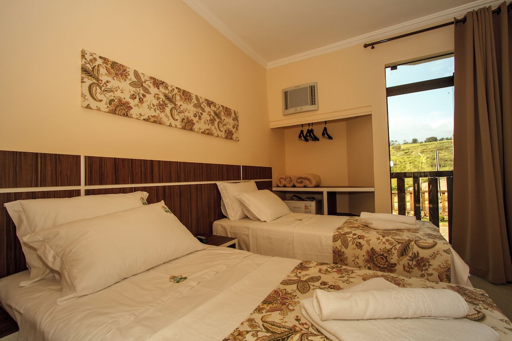 Deluxe Triple Room photo 2