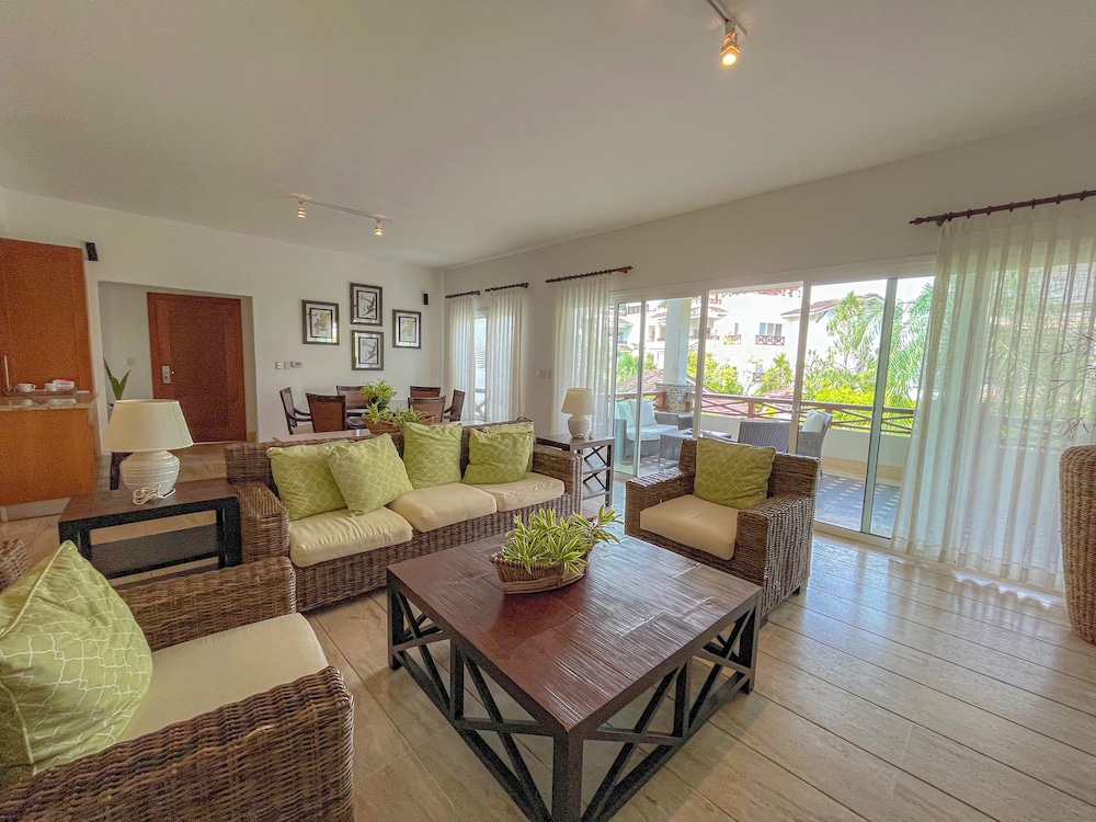 Deluxe Apartment, 2 Bedrooms, Balcony - Photo 33