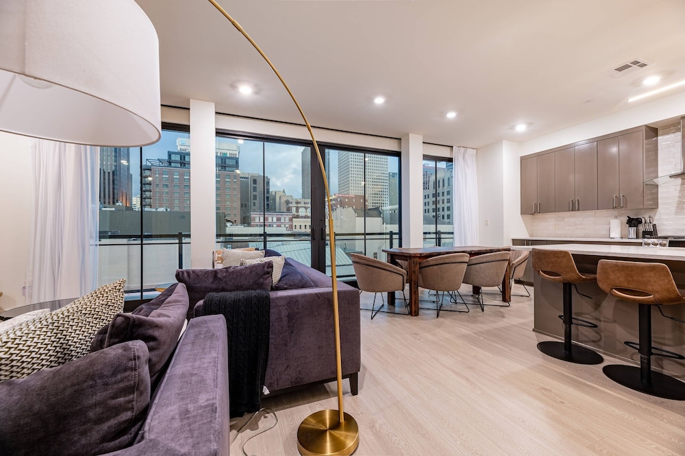 Deluxe Apartment, 3 Bedrooms, Shower Grab Bars, Balcony