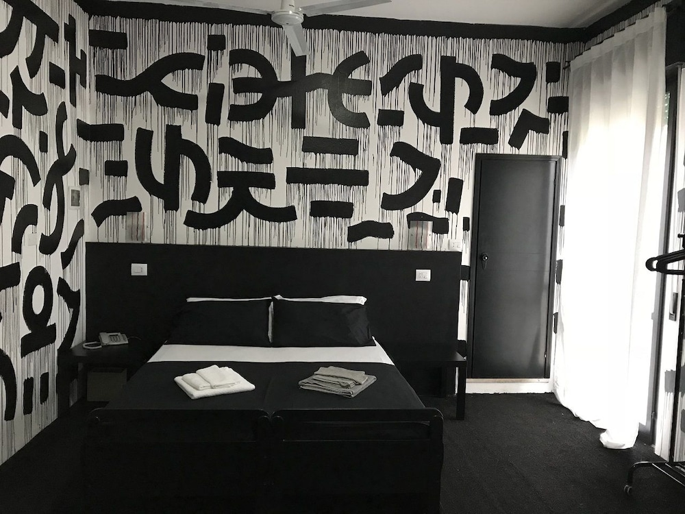 Deluxe Double Room, 1 Queen Bed, Balcony