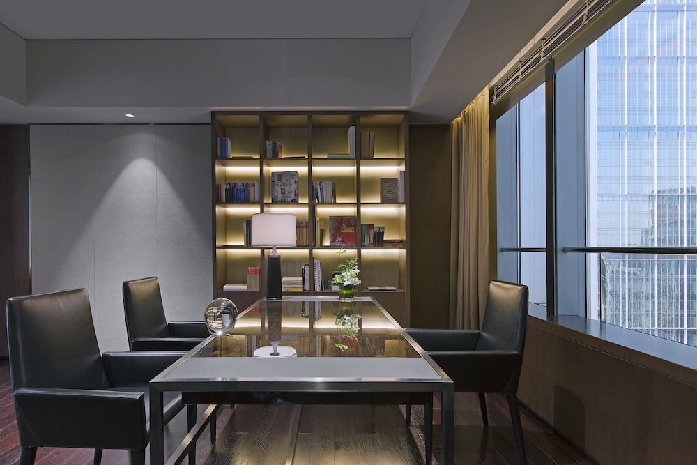 Grand Temple View Room