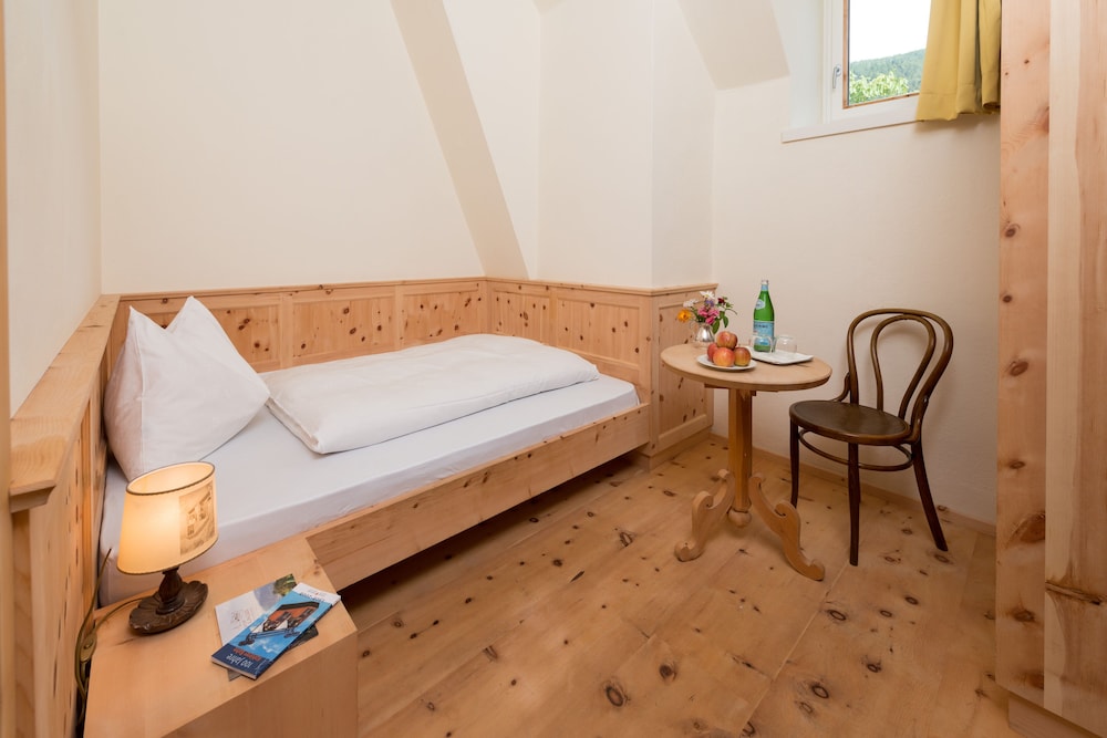 Single Room photo 2
