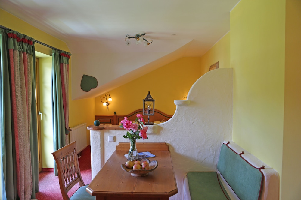 Traditional Suite photo 1
