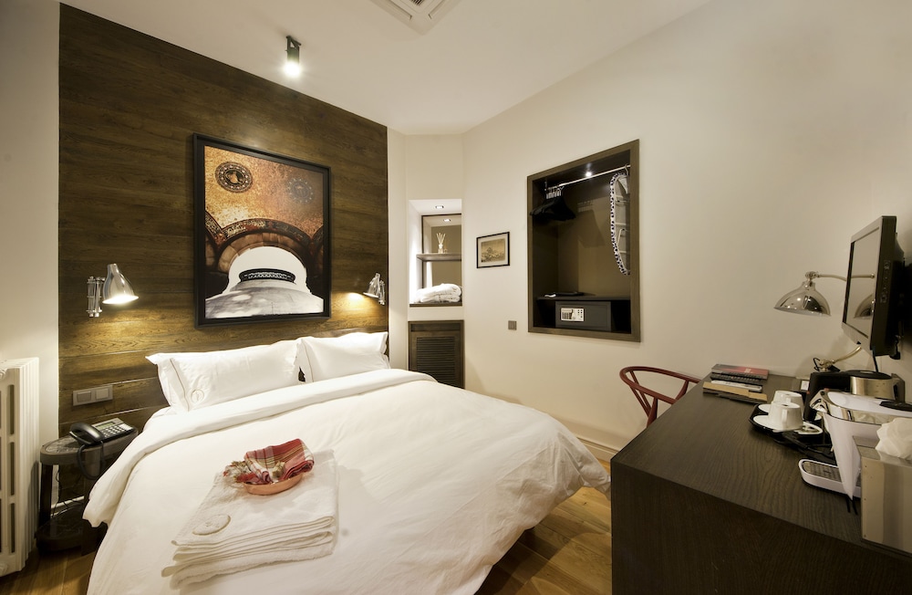 Budget Double Room (Breakfast Excluded) photo 1