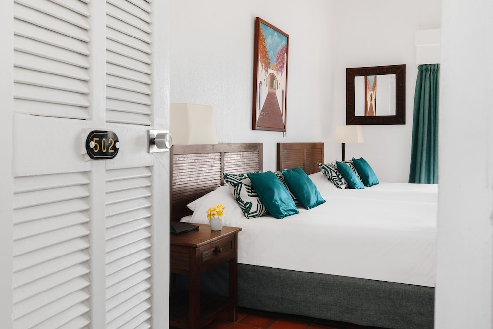 Superior Room - Photo 8