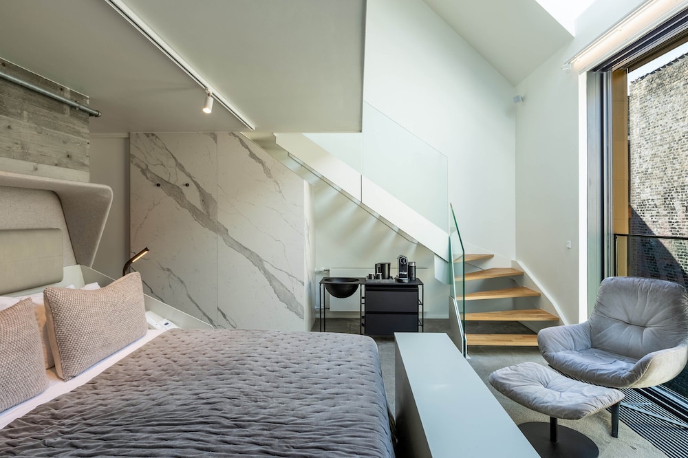 Penthouse Suite