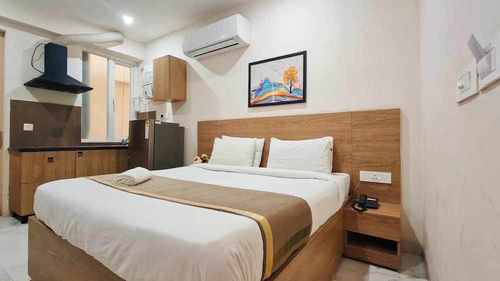 Deluxe Room - Photo 7